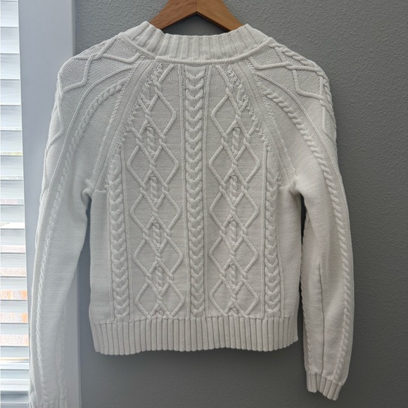 Classic Gap White Cable Knit Sweater - Picture 8 of 10